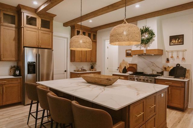 2195 Carpenter Bridge Rd, Columbia, TN 38401