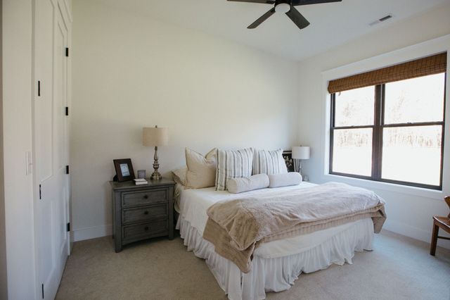 2195 Carpenter Bridge Rd, Columbia, TN 38401