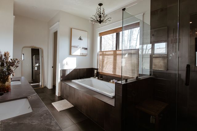 2195 Carpenter Bridge Rd, Columbia, TN 38401