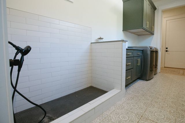 2195 Carpenter Bridge Rd, Columbia, TN 38401