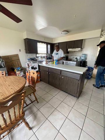 1600 MEMORIAL Drive, Calumet City, IL 60409