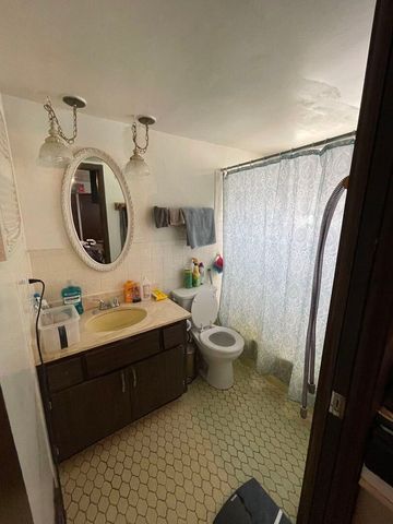 1600 MEMORIAL Drive, Calumet City, IL 60409