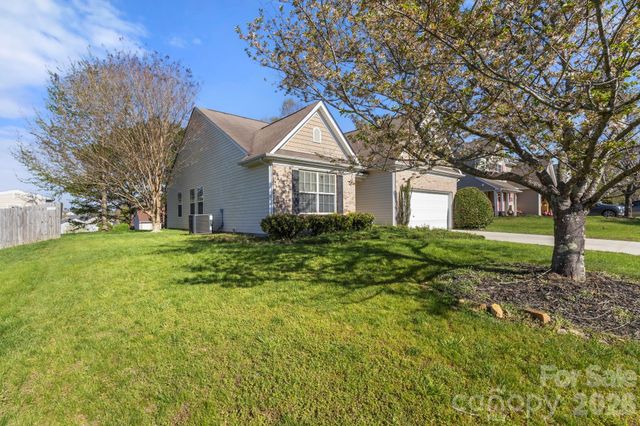 5916 Eastridge Court, Concord, NC 28025