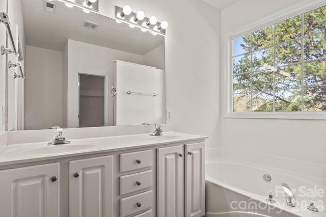 5916 Eastridge Court, Concord, NC 28025