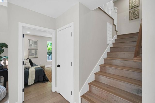 483 Boynton Ave, Berkeley, CA 94707