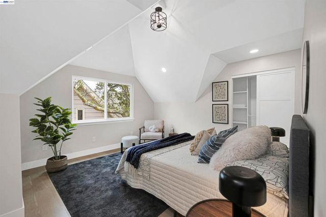 483 Boynton Ave, Berkeley, CA 94707