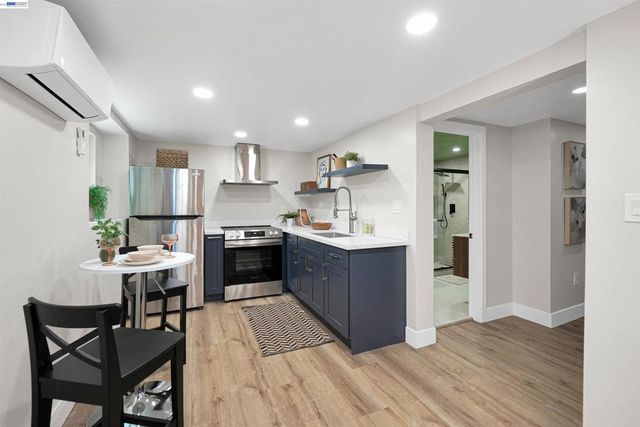 483 Boynton Ave, Berkeley, CA 94707