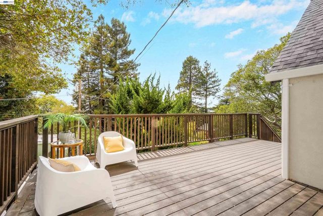 483 Boynton Ave, Berkeley, CA 94707