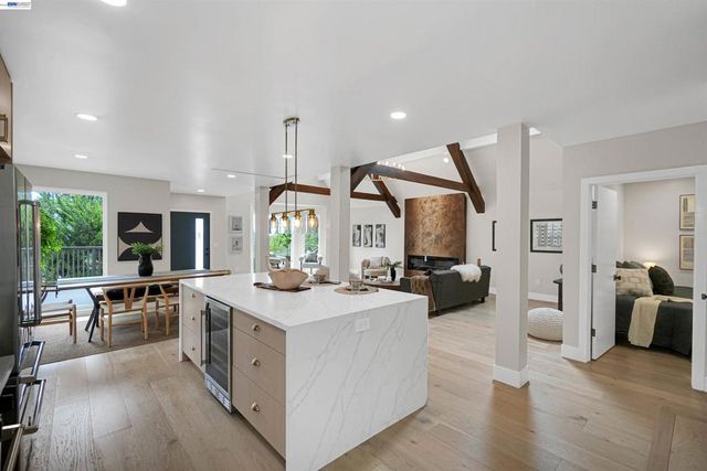 483 Boynton Ave, Berkeley, CA 94707