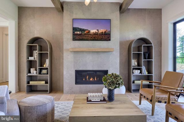 3 BALSAM LN, Lititz, PA 17543