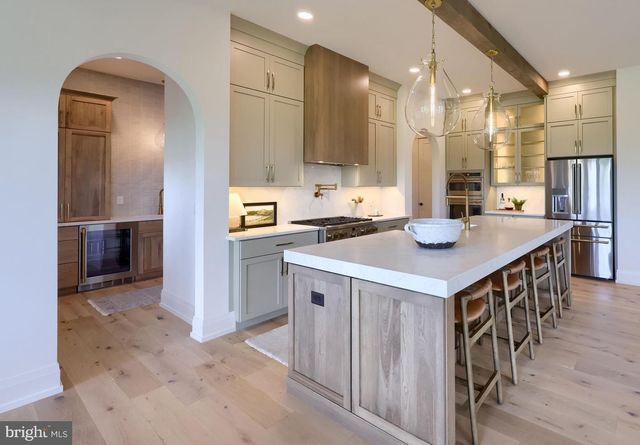 3 BALSAM LN, Lititz, PA 17543