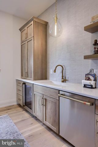 3 BALSAM LN, Lititz, PA 17543