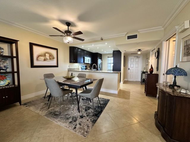 3507 Oaks Way 905, Pompano Beach, FL 33069