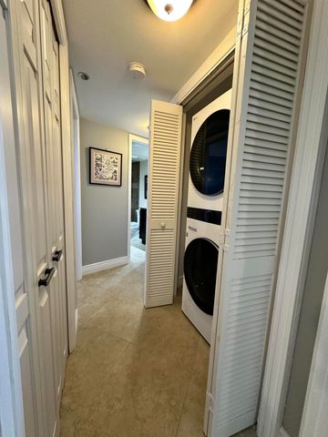 3507 Oaks Way 905, Pompano Beach, FL 33069