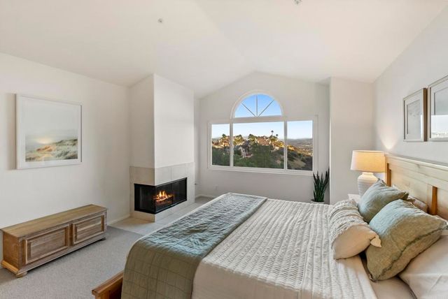 2219 View Crest Glen, Escondido, CA 92026