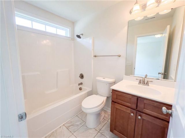 224 Santa Fe Circle, Thomasville, NC 27360