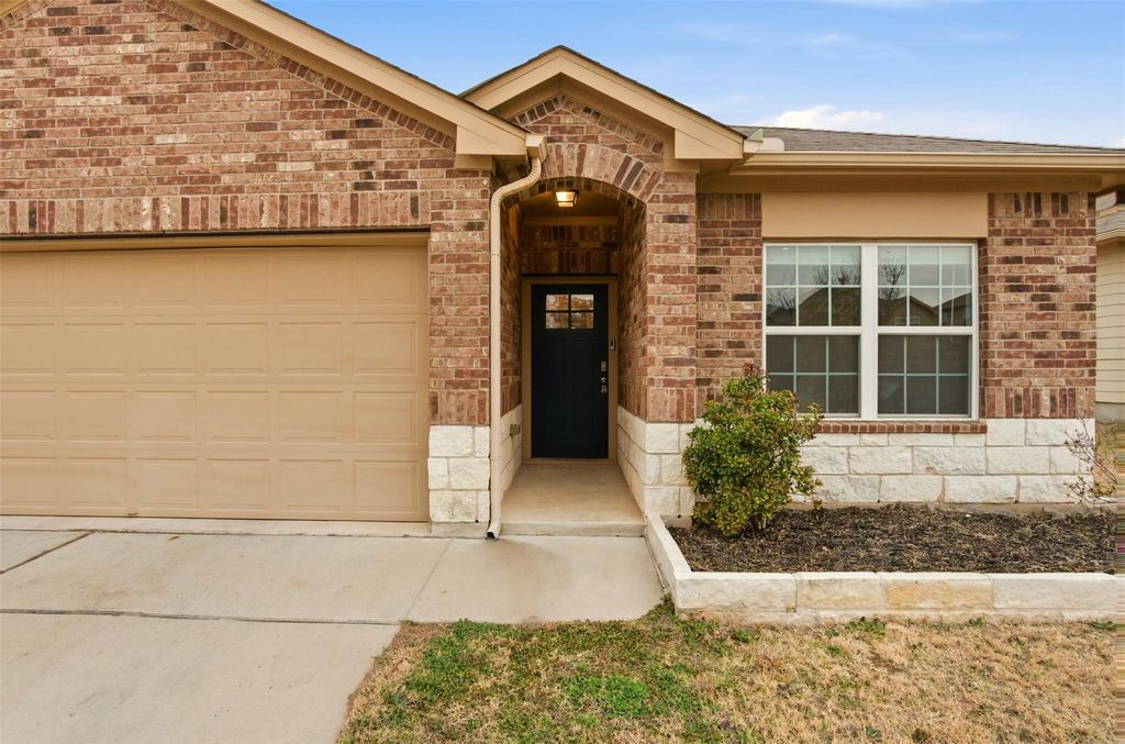 6700 Branrust DR, Austin, TX 78744