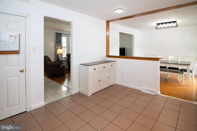 52 SPRINGLANE DR, Blackwood, NJ 08012