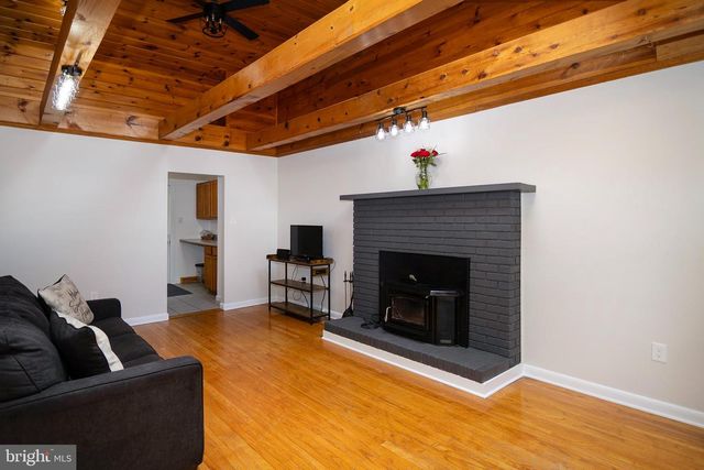52 SPRINGLANE DR, Blackwood, NJ 08012