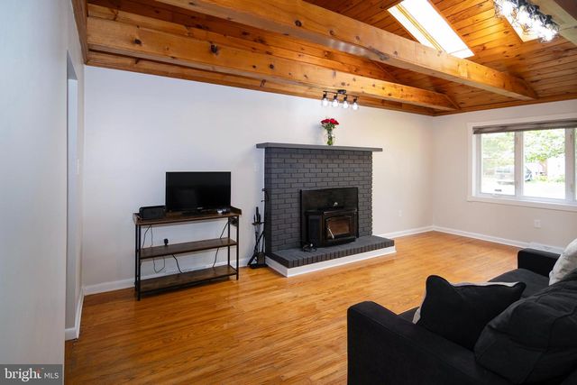 52 SPRINGLANE DR, Blackwood, NJ 08012