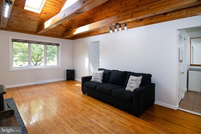 52 SPRINGLANE DR, Blackwood, NJ 08012
