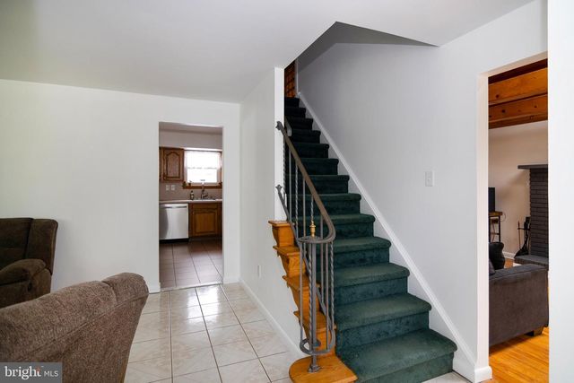 52 SPRINGLANE DR, Blackwood, NJ 08012