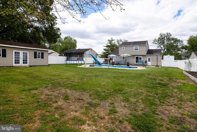 52 SPRINGLANE DR, Blackwood, NJ 08012