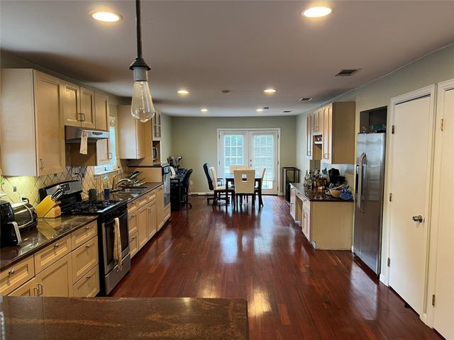 922 E 50th ST, Austin, TX 78751