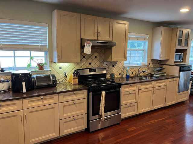 922 E 50th ST, Austin, TX 78751