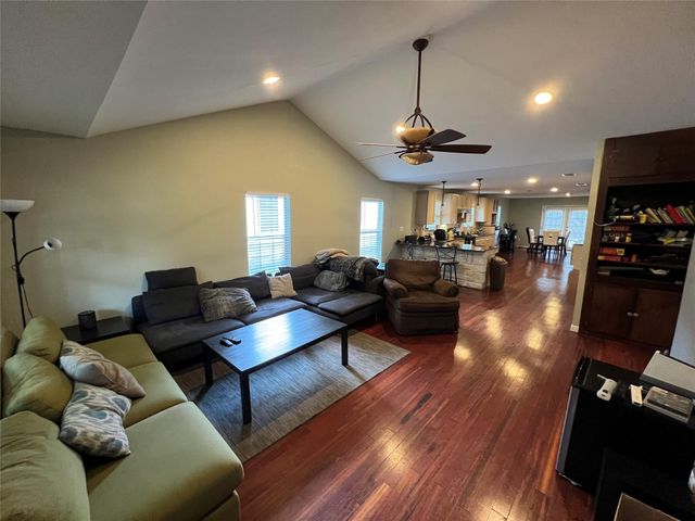 922 E 50th ST, Austin, TX 78751