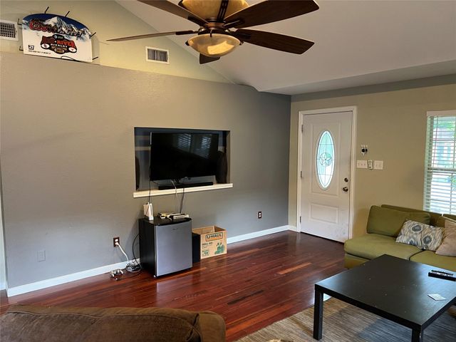 922 E 50th ST, Austin, TX 78751