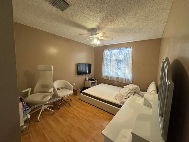 1490 NW 144th Avenue, Pembroke Pines, FL 33028