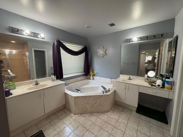 1490 NW 144th Avenue, Pembroke Pines, FL 33028