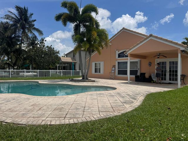 1490 NW 144th Avenue, Pembroke Pines, FL 33028