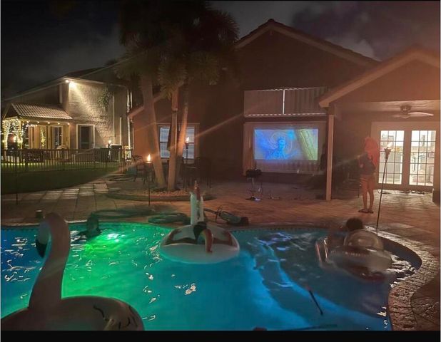 1490 NW 144th Avenue, Pembroke Pines, FL 33028