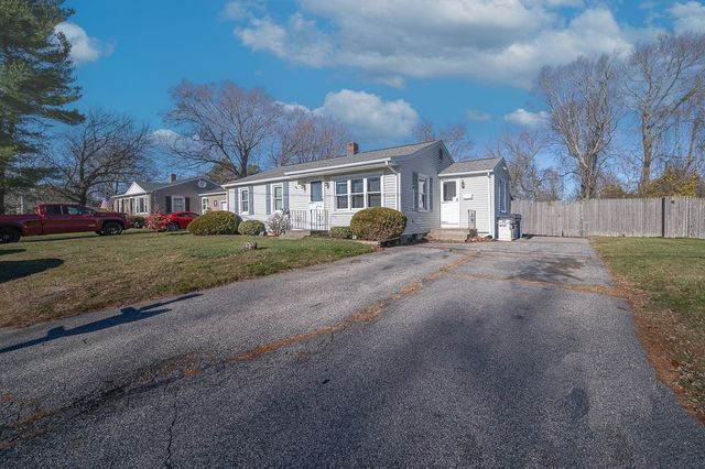 18 Jacques Street, West Warwick, RI 02893