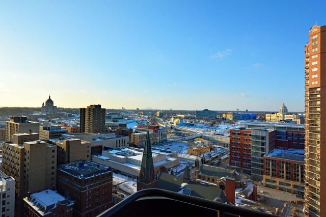 66 9th Street E 2512, Saint Paul, MN 55101