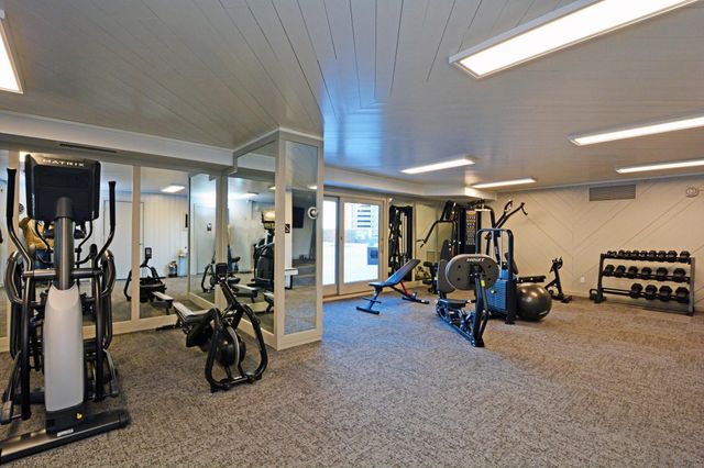 66 9th Street E 2512, Saint Paul, MN 55101