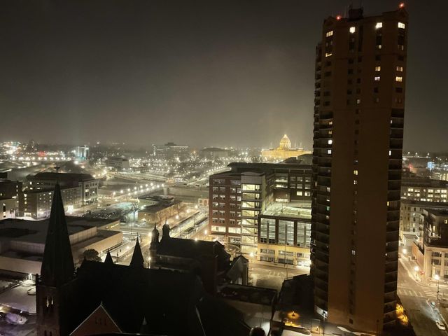 66 9th Street E 2512, Saint Paul, MN 55101