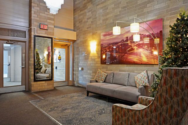 66 9th Street E 2512, Saint Paul, MN 55101