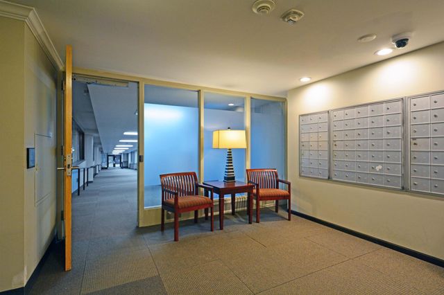 66 9th Street E 2512, Saint Paul, MN 55101