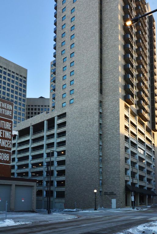 66 9th Street E 2512, Saint Paul, MN 55101