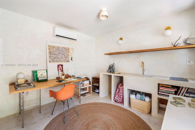 641 NE 57th St, Miami, FL 33137