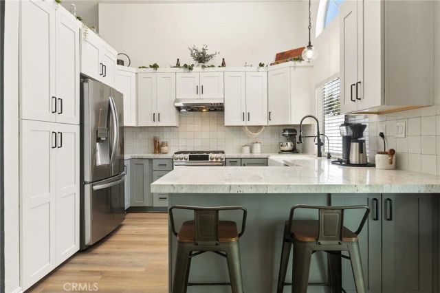 387 Glacier Circle, Corona, CA 92879