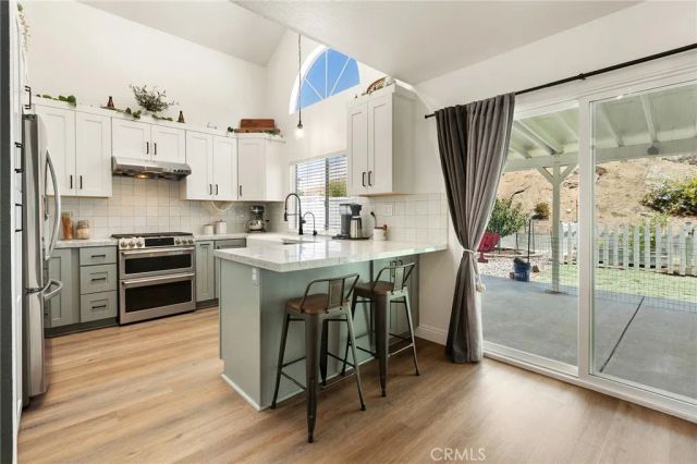 387 Glacier Circle, Corona, CA 92879