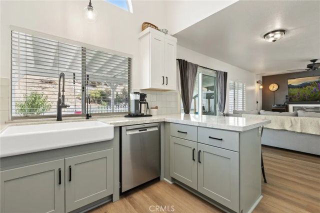 387 Glacier Circle, Corona, CA 92879