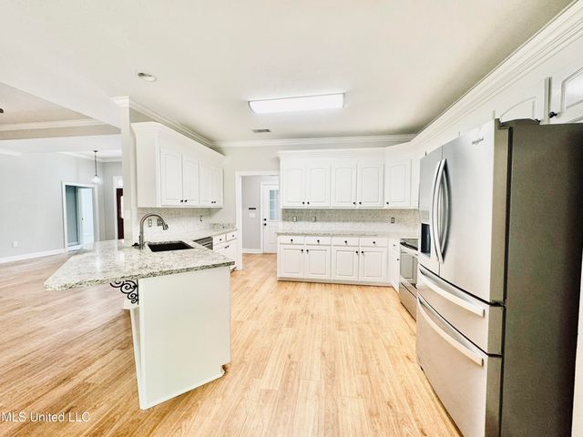 121 Butler Creek Drive, Florence, MS 39073
