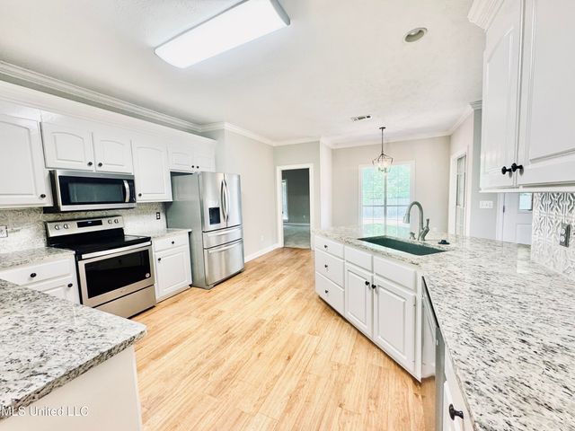 121 Butler Creek Drive, Florence, MS 39073