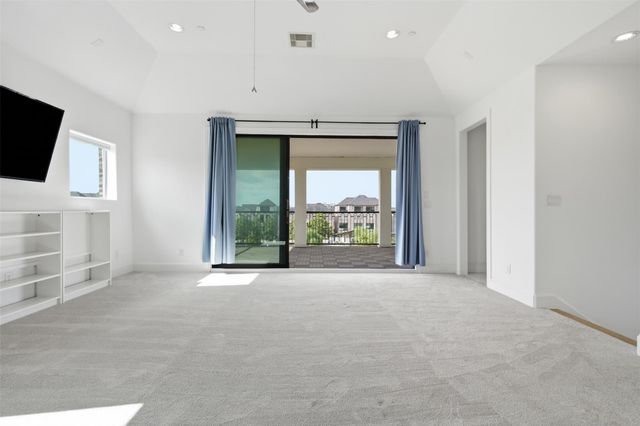 6022 Cottage Grove Lake Drive, Houston, TX 77007