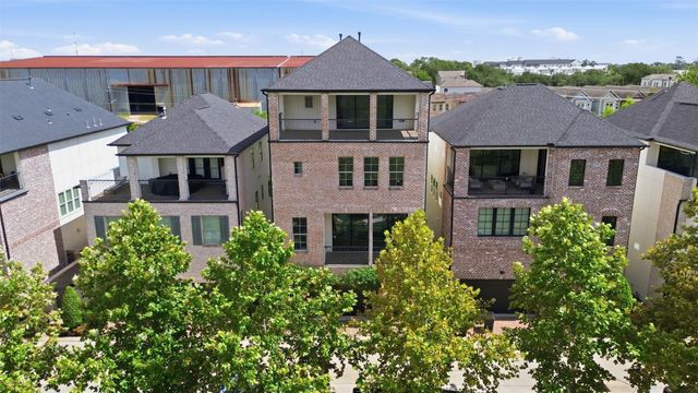 6022 Cottage Grove Lake Drive, Houston, TX 77007